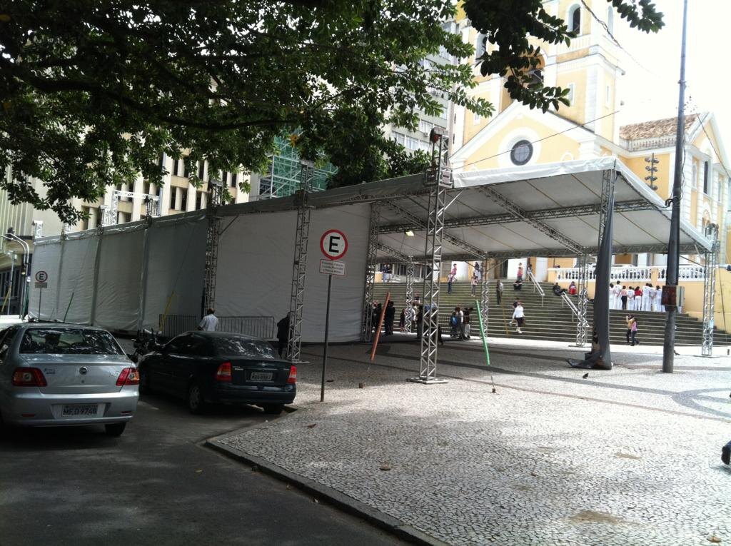 Projeto real da LOC Tendas — montagem 4